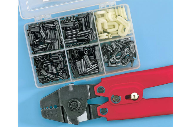 Sea Striker Rigging Kit With Crimper